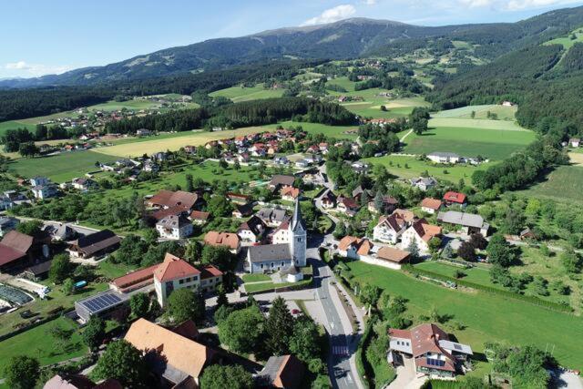 Gaestehaus Freitag Das Kleine Hotel Sankt Georgen im Lavanttal Εξωτερικό φωτογραφία